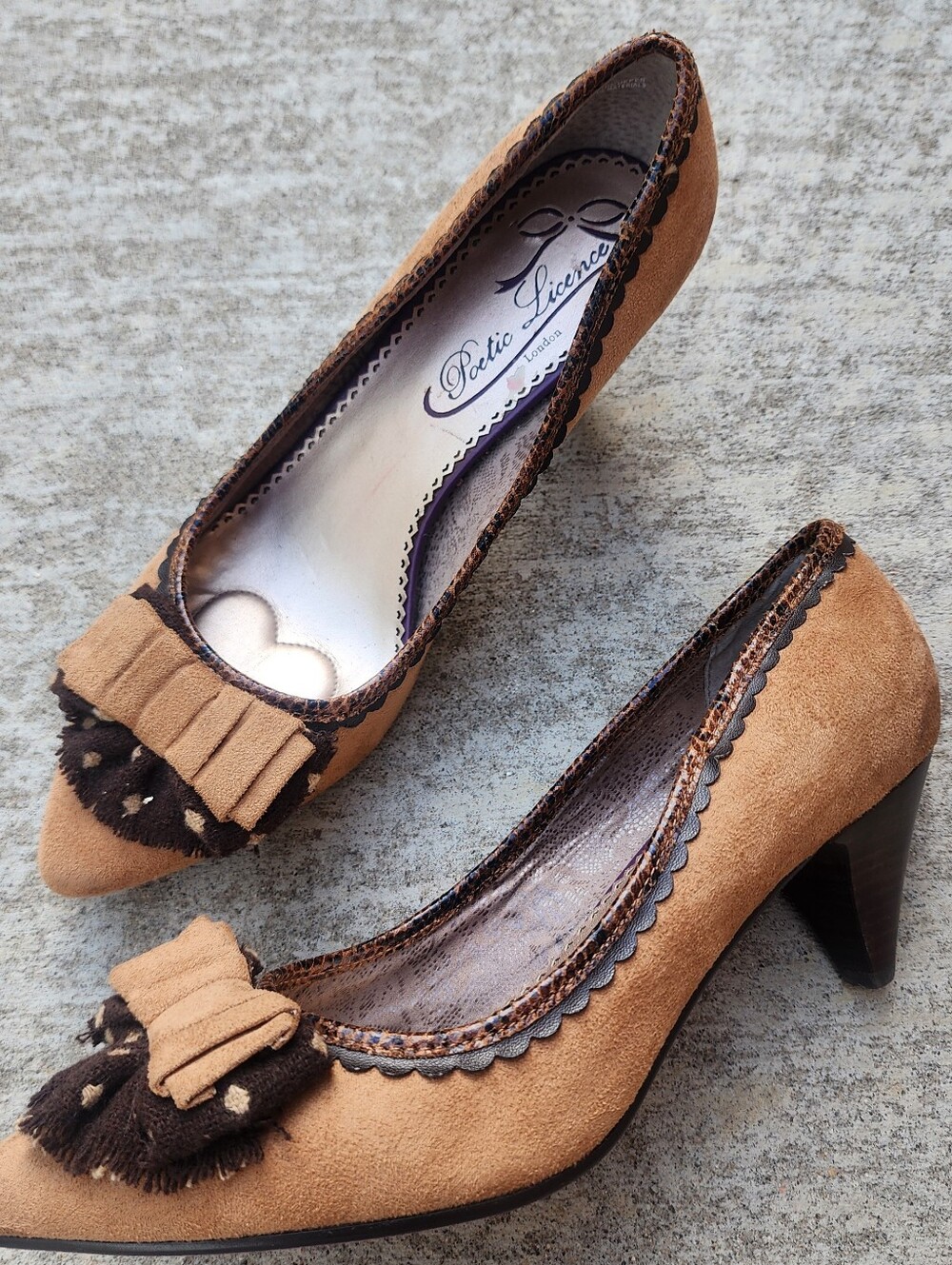 Poetic License London Pointed Toe Block Heel Textile Pumps Ruffle Bow, Sz 8